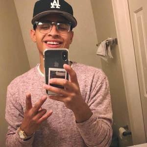 Meet your Posher, Renato